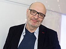 МВД России объявило в розыск педагога и основателя школы "Апельсин" Зицера