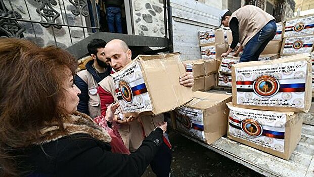 Сирийцы попросили Россию чаще привозить гумпомощь