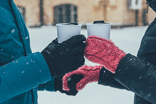Оценена эффективность защиты зимних перчаток от COVID