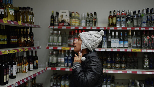 Полицейские нашли в Москве более 18,5 тысячи  бутылок поддельного алкоголя