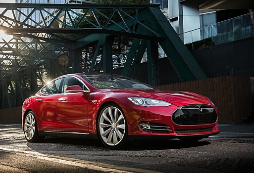 Tesla перестанет выпускать "дешевую" Model S