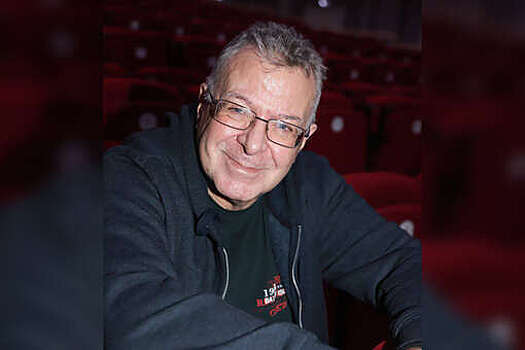 Отец Ивана Урганта заявил, что шоу "Вечерний Ургант" закрыли на всякий случай