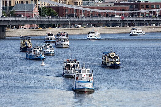 «Город с воды выглядит иначе»: куда можно отправиться на теплоходе в Москве