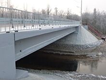 Ремонт моста через реку Оредеж продлен до конца года