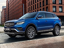 Названы три кроссовера, которые удивили в 2025 году