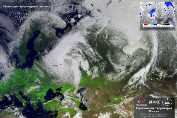Циклон, вернувший Москву в зиму, сняли из космоса