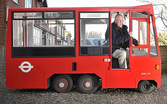 Чего только не делают с автобусами! Очень позитивное видео