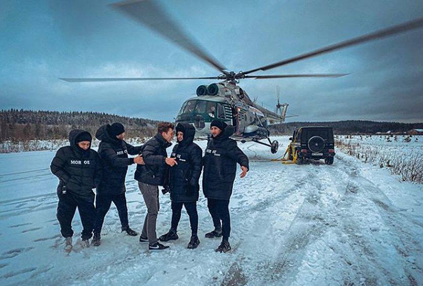 Им согласились помочь при условии, что они оплатят повышенный тариф на аренду вертолета: 250 тысяч рублей за 20 минут полёта вместо 160 тысяч. 