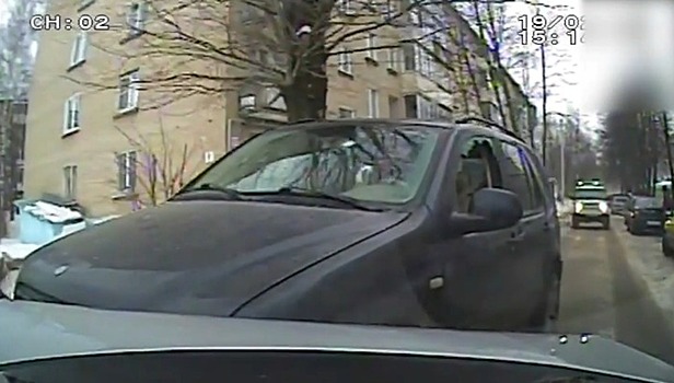 Пьяный водитель без прав устроил три ДТП и протаранил полицейскую машину в Подмосковье