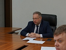 Омского замминистра обвиняют в халатности