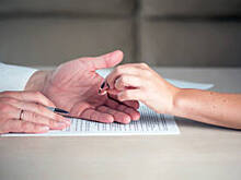 Супруги стали чаще скрывать дополнительные доходы и долги