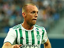 «Дурачки залетают и здесь — как же без них». Глушаков показал, как сыграл в бильярд