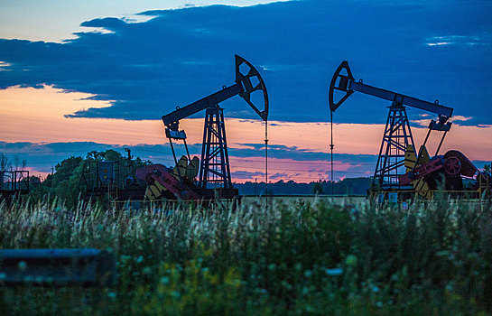 МЭА понизило прогноз мирового спроса на нефть в 2017 г. на 100 тыс. баррелей в сутки