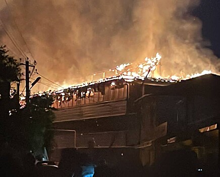 Гостиница загорелась в Краснодарском крае