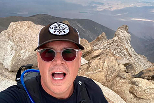 Профессор отправился в поход в одиночку и блуждал в горах четыре дня