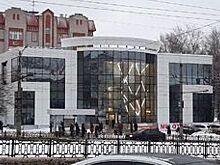          ТЦ "Новинка" могут закрыть из-за незаконно возведенного третьего этажа       