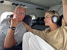 Модель Лена Перминова опубликовала фото с миллиардером Александром Лебедевым