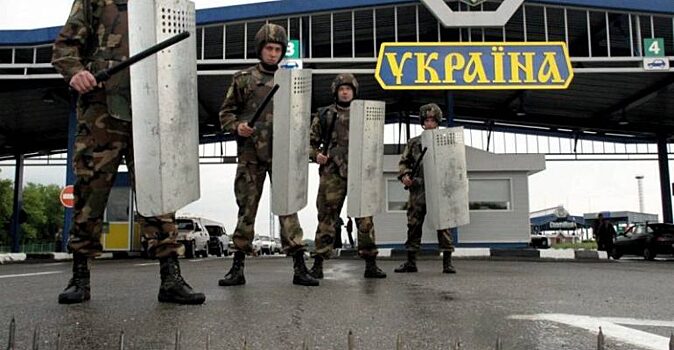 Два белгородских автомобильных пункта пропуска на Украину приостановили работу