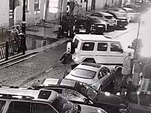 Женщина на Mercedes въехала в толпу в центре Петербурга