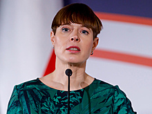 Президенту Эстонии помешают выдвигаться на второй срок из-за «пошлых поцелуев»