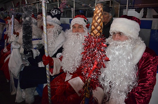 Традиционный фестиваль Дедов Морозов в Уварово проходит в онлайн-формате