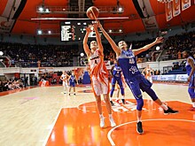 «Лисицы» разгромили вице-чемпионок Франции с разницей в 54 очка