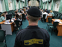 Очередь на морозе к приставам: «80% людей имеют на руках оплаченные штрафы»