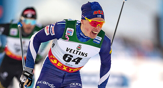 Большунов упустил золото на КМ по лыжным гонкам