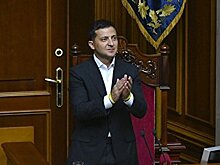 Пропала грамота: речь Зеленского как шпаргалка для присяги новых народных депутатов