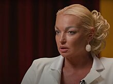 "Достичь дна". Как в соцсетях отреагировали на "нетрезвое" интервью Волочковой