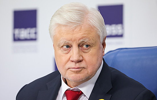 Миронов будет рекомендовать переизбрать Прилепина сопредседателем СРЗП