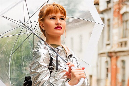 10 лучших причесок для дождливой погоды