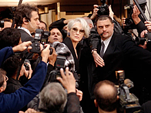 Мерил Стрип, Энн Хэтэуэй и Эмили Блант вернутся в «Дьявол носит Prada»