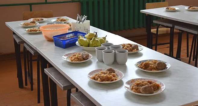 Уроки мужества состоялись в школе №1466 имени Надежды Рушевой