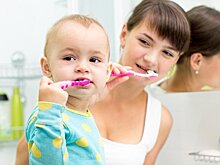 Стоматолог напомнила правила по уходу за зубами у детей