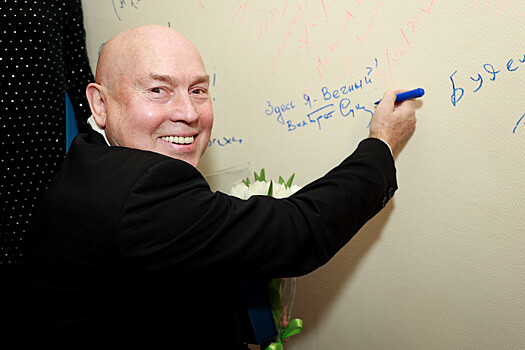 Виктор Сухоруков, Игорь Костолевский, Виктор Добронравов и другие актеры стали лауреатами театральной премии