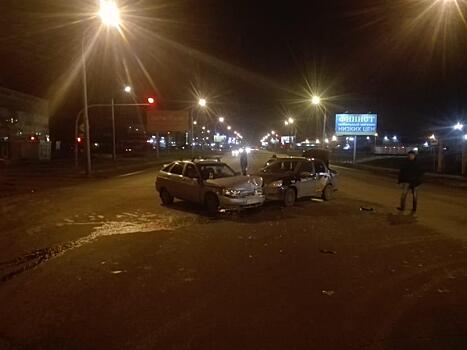 Водитель «Лады» бросил машину и сбежал после ДТП на Гусинобродском шоссе