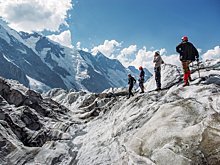 Пропавший в горах турист подал сигнал необычным способом