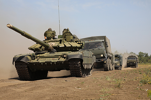 Мотострелки ЮВО отрабатывают навыки вождения в горах Кавказа