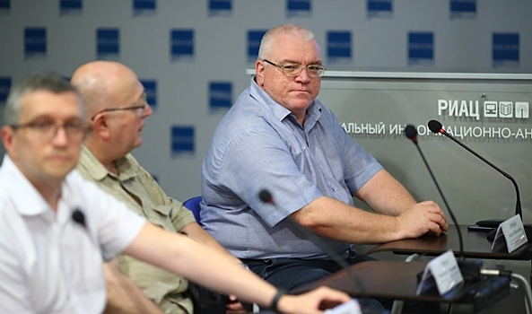 Эксперт: «Андрей Бочаров по-военному четко борется с ковидом в регионе»