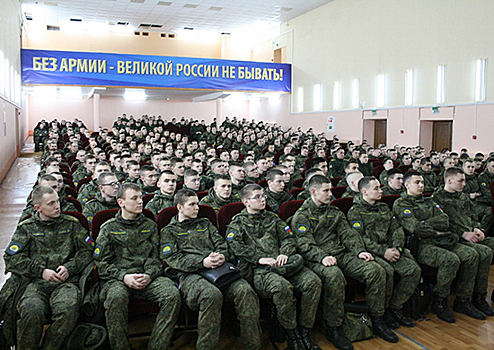 Курсанты ЯВВУ ПВО встретились с членами Русского географического общества
