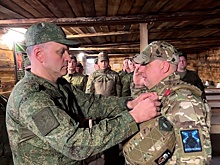 Замглавкома ВКС наградил отличившихся при освобождении Курской области