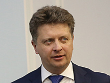 Максим Соколов: требование сдавать алкоголь из duty free в багаж может повысить цену билета