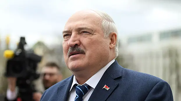 Лукашенко прокомментировал возможное создание ядерного оружия на Украине