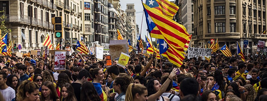 Глава Каталонии заявил о необходимости урегулирования конфликта с Мадридом
