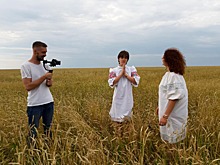 В саратовское село привезли француженок