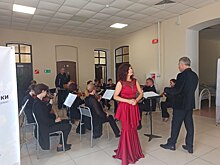 Курский губернаторский оркестр проводит концерт в психиатрической больнице