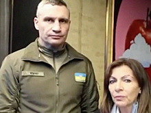 Мэр Парижа передала Киеву генераторы