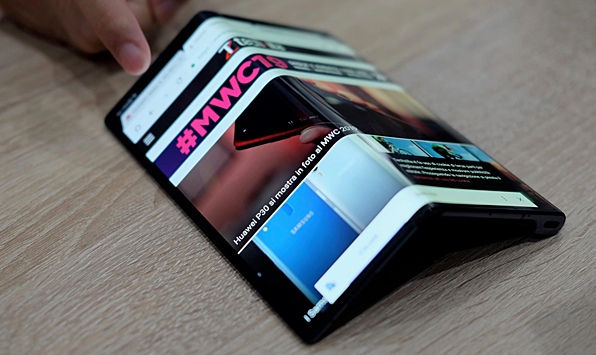Первый складной смартфон OnePlus представят уже в 2023 году