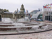 С площади Европы в Москве убрали все 48 флагов европейских стран